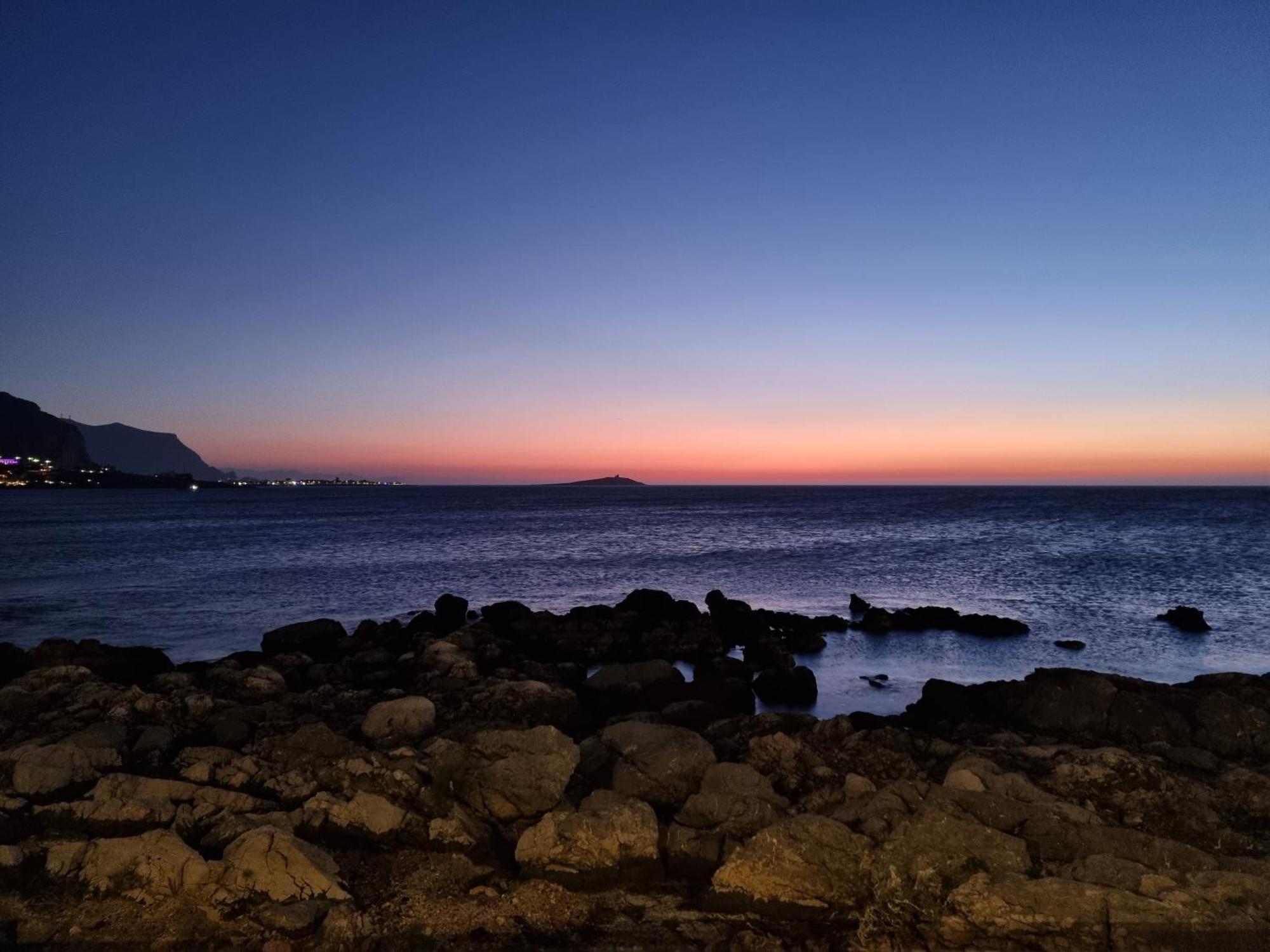 Lovely Apartment In Palermo-Sferracavallo المظهر الخارجي الصورة